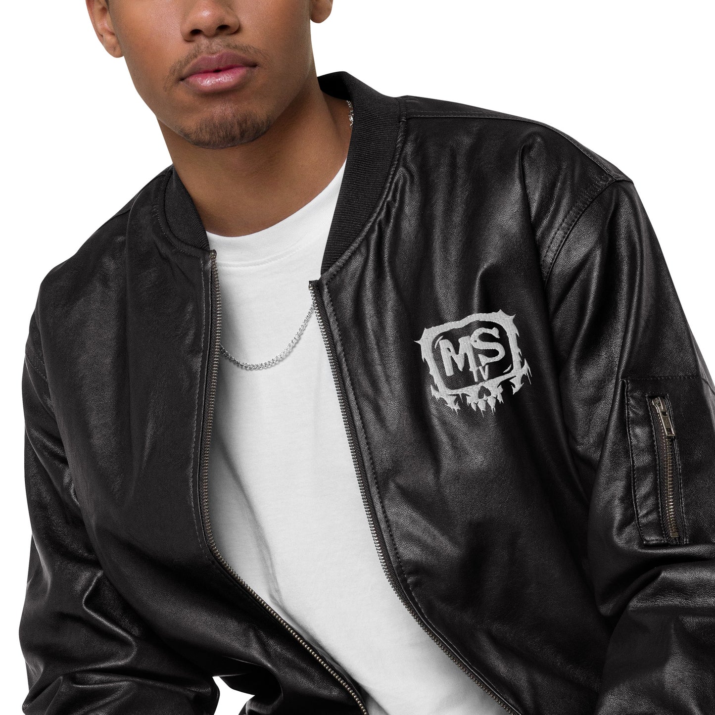 
                  
                    Chaqueta bomber MSTV de cuero de Casey
                  
                